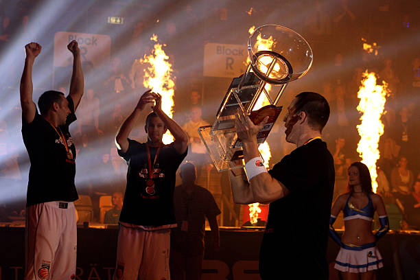 到如今的国 到如今的国