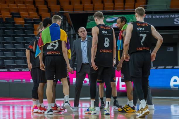 特林康的 特林康的