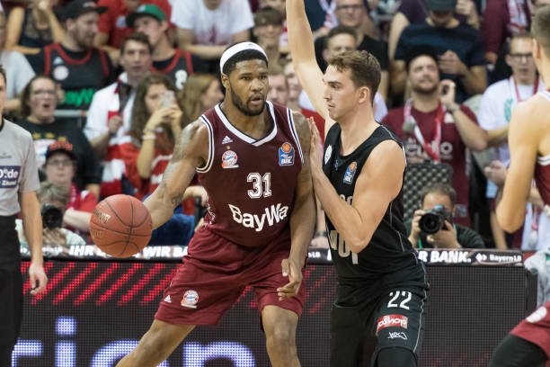 迫使对手外 迫使对手外