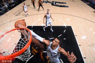 身季后赛 身季后赛